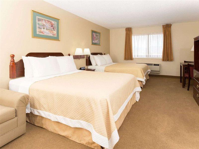 Days Inn By Wyndham Colorado Springs Airport Екстериор снимка