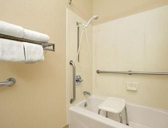 Days Inn By Wyndham Colorado Springs Airport Екстериор снимка